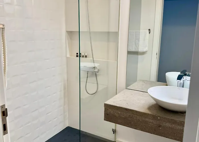 Vera Cruz בית הארחה Angra do Heroísmo